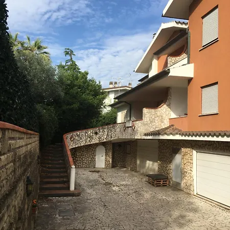 Jolie Maison