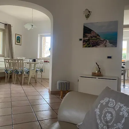 Jolie Maison * Sabaudia